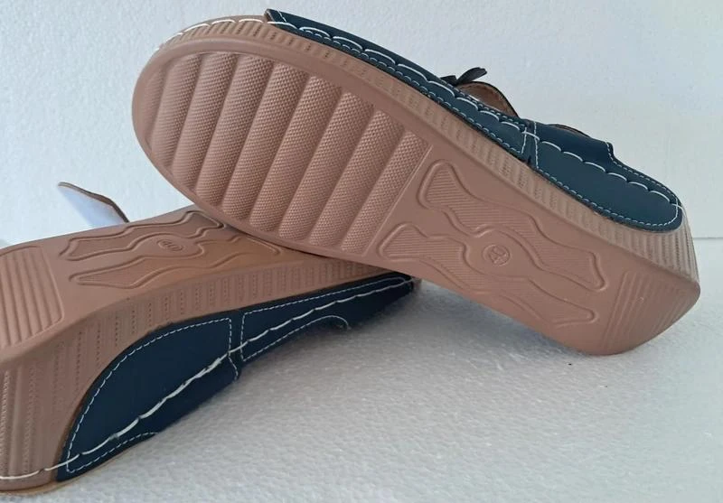 Navy blue sandals with flowers, Velcro closure - Size 40 – photo 7